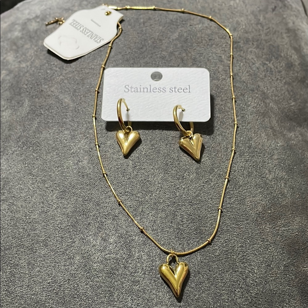 Gold Heart Necklace and Earrings Set
Solid Heart